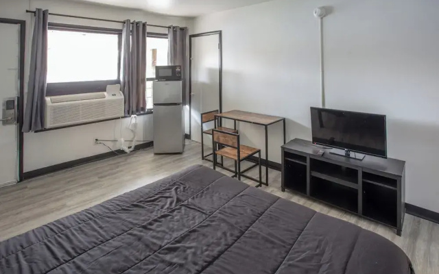 Glenstone place extended stay motel