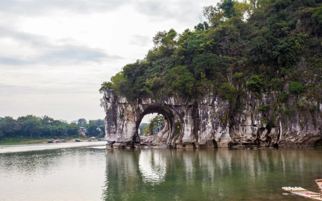 Guilin Sankeshu Hotel (Hongling Road Vientiane City)