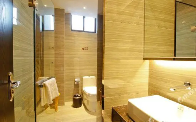 Eiland Hotel (Hefei South High-speed Railway Station)