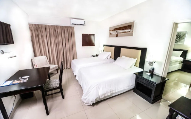 The George Hotel