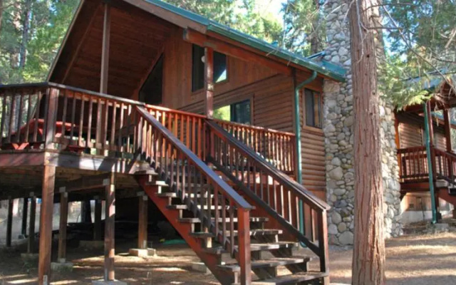 RedAwning Cabin #24 Cooley Pines