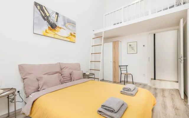 Brand new 1BR with Balcony