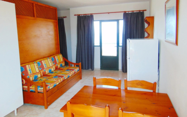 Apartamentos Cabo de Baños by MIJ