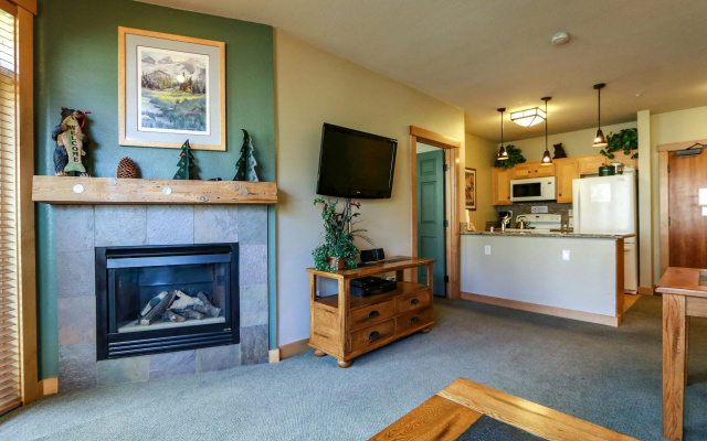 Sunstone #208 Condo