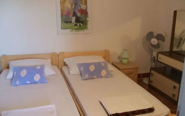 Apartman Azoa 2