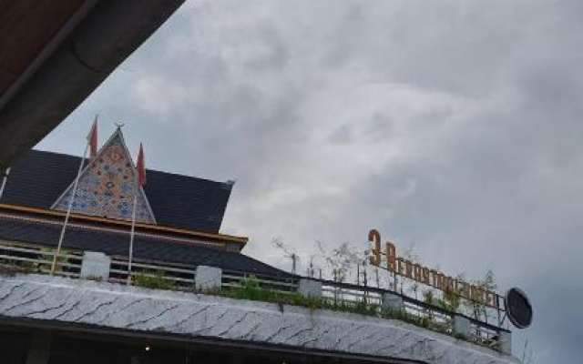 3 Berastagi