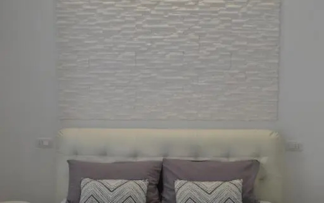 Diamond House