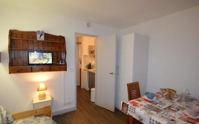 Appartement Les Menuires, 1 pièce, 2 personnes - FR-1-452-273