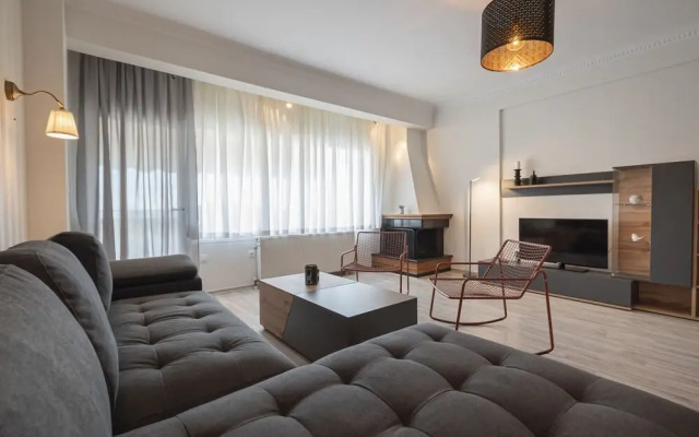 Theano Apartment by Rentalspro