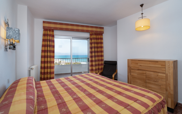 Hotel Apartamentos Bajondillo