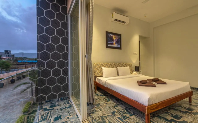 SaffronStays Pebbles, Lonavala - pet-friendly pool villa perfect for weekend getaway