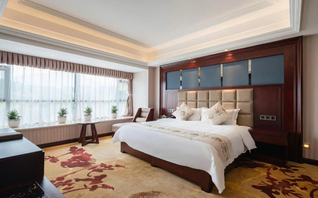 Yuhe Hotel