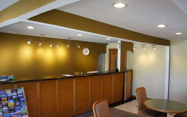 OYO Hotel Atoka