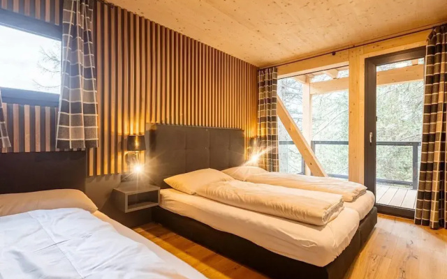 Lavish Chalet With Sauna & hot tub