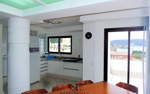 1060   Cobertura Duplex Com Linda Vista Para O Mar