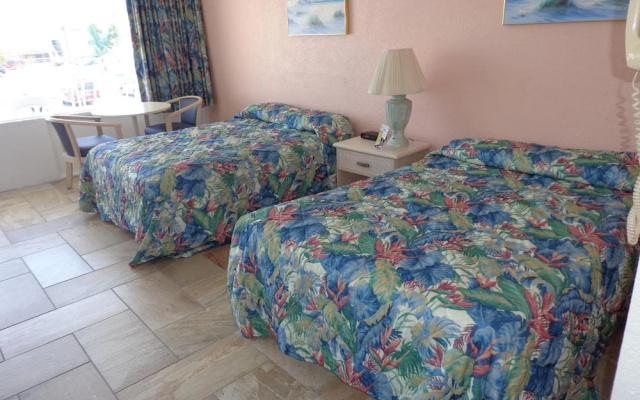 Quarterdeck Motel