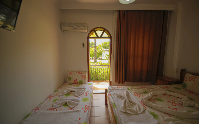 Yavuz Motel Adrasan