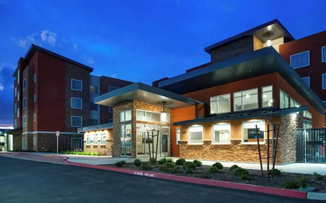 Residence Inn By Marriott Visalia