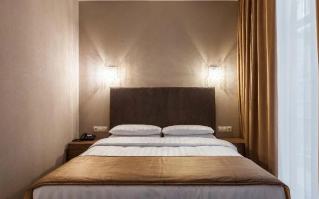 Crystal Hotel