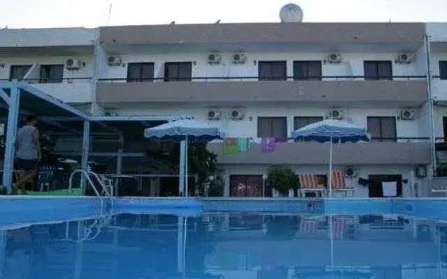 Ikaros Studios (Adults Only)