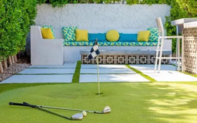 Lemon Twist Holiday Home