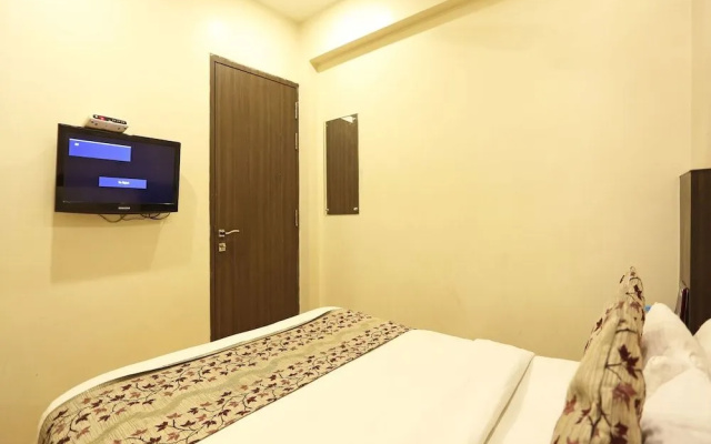 OYO 1807 Hotel Platinum Inn