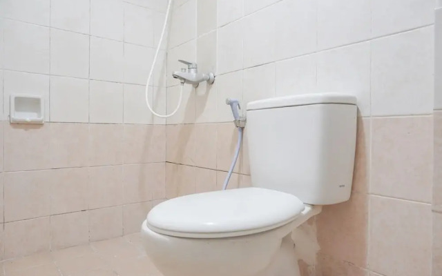 Comfy 2Br At Gajah Mada Mediterania Apartment
