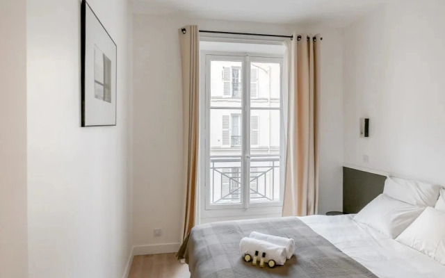 Splendid Haussmann Flat