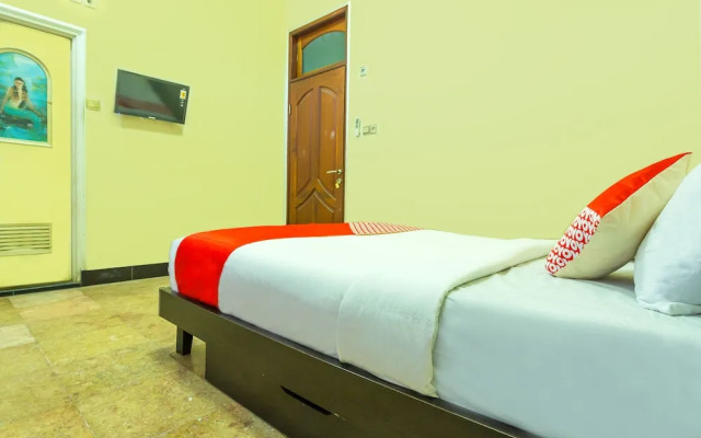 OYO 2848 Senaz Guesthouse