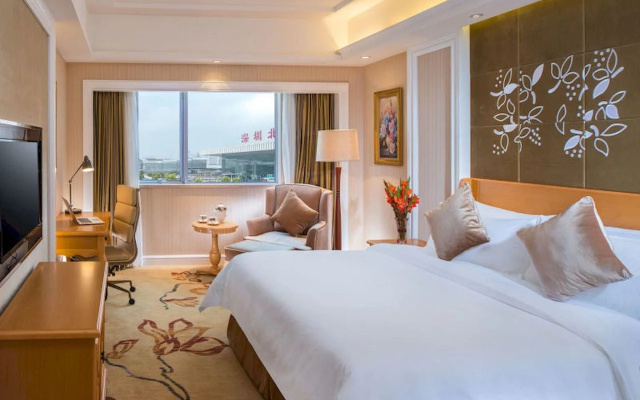 Vienna Hotel Shenzhen Fuyong Village