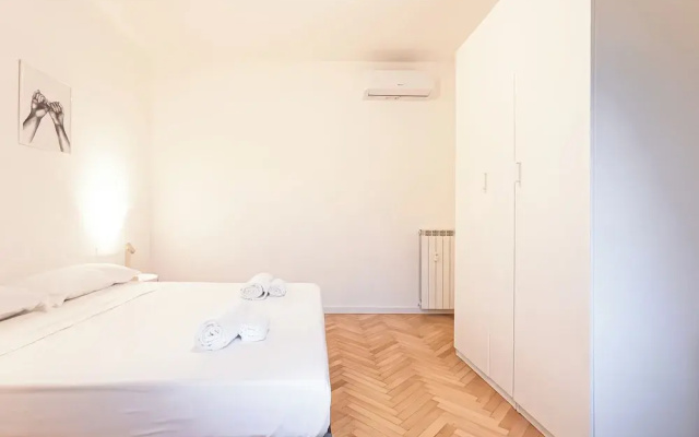 RRRapido Sant Ambrogio Suites and Rooms
