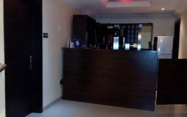 Haute ApartHotel