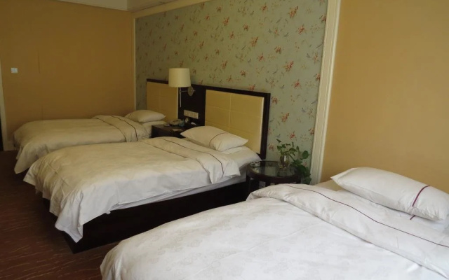Inzone Galand Hotel Taian