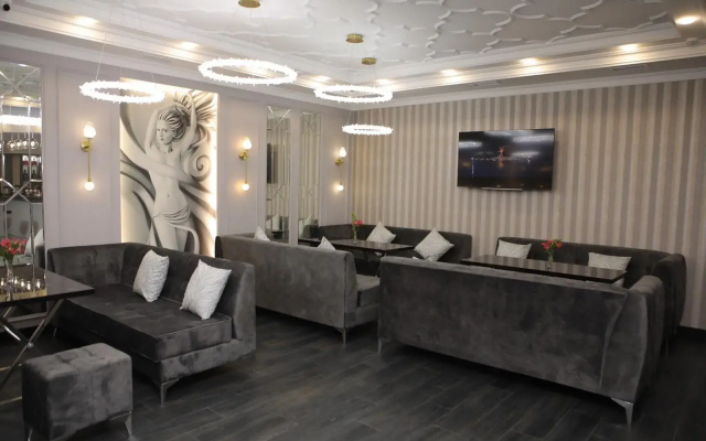 Anga Yerevan Hotel (Анга Ереван)