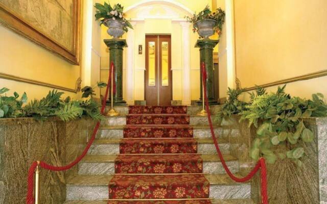 Hotel Giglio dell'Opera вид на фасад