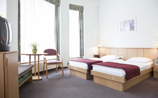 City Hotel Pilvax