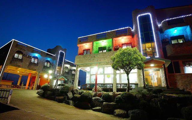 Buan Masilgil Pension
