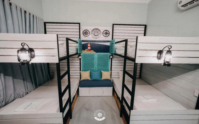 Sea & Sail Hostel