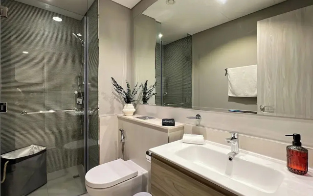 1BDR apartment With Pool View