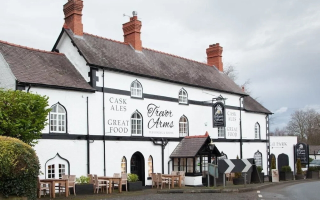 Trevor Arms Hotel