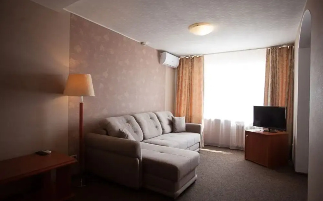 Chelyabinsk 4th Floor Hotel