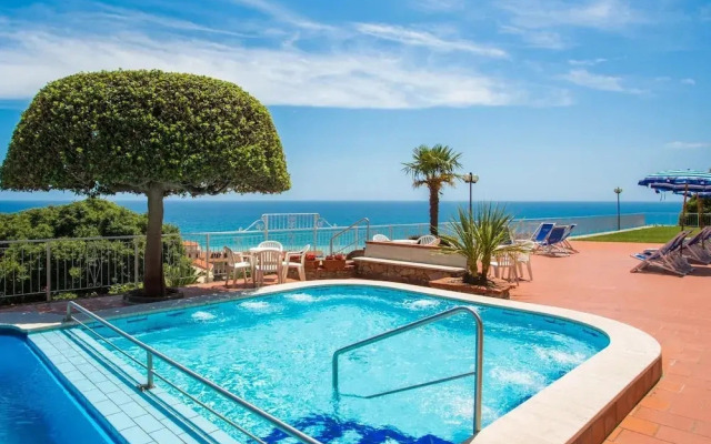 Classic Appartement in Pietra Ligure