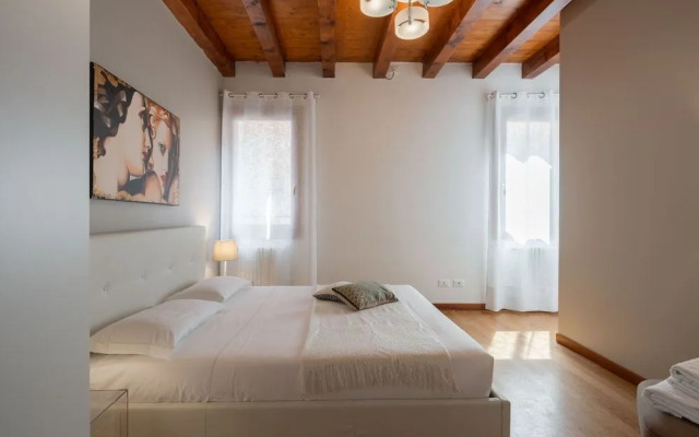 Design Palace Apartment by Wonderful Italy