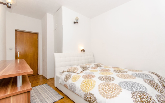 Apartments Drazen