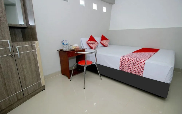 OYO 739 Guest House Si Kancil