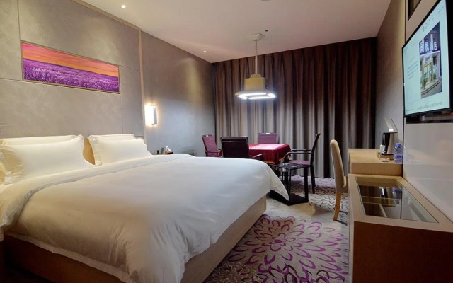 Lavande Hotel Nanchang Hongdu Avenue province  TV station