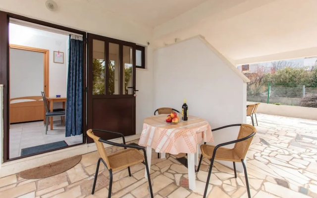 Apartments Marija Vinisce
