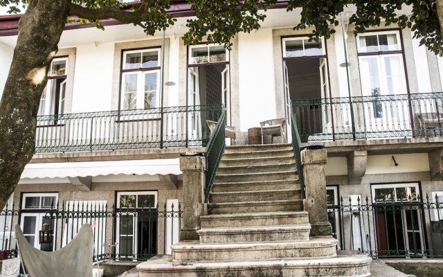 Отель Oporto Loft Порту вид на фасад