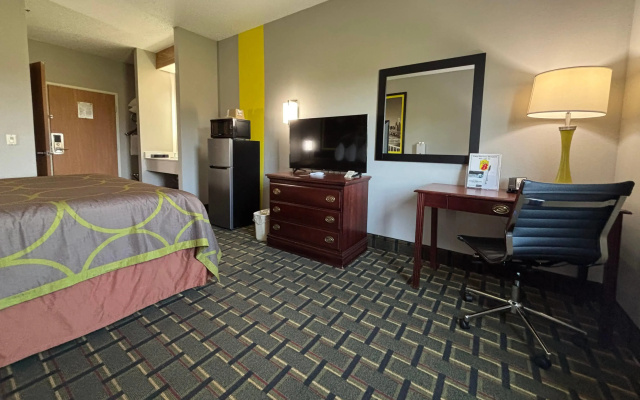Super 8 by Wyndham Mt. Carmel IL