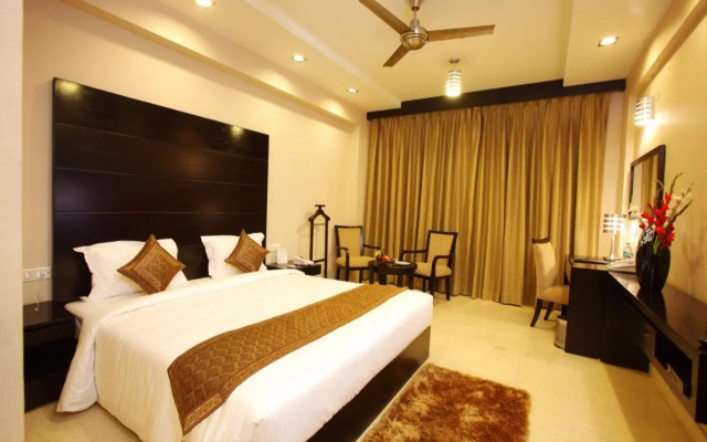 The Claire Hotel, Gurgaon